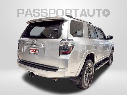Certified 2022 Toyota 4Runner SR5 Premium image 9