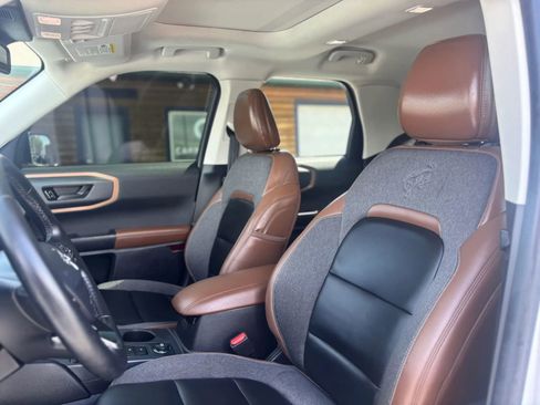 Used 2024 Ford Bronco Sport Outer Banks w/ Tech Package image 11