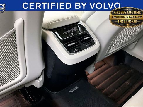 Used 2023 Volvo XC60 B5 Ultimate AWD/4WD image 31