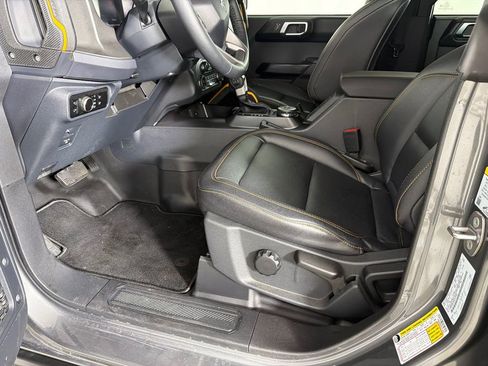 Used 2024 Ford Bronco Badlands AWD/4WD image 10