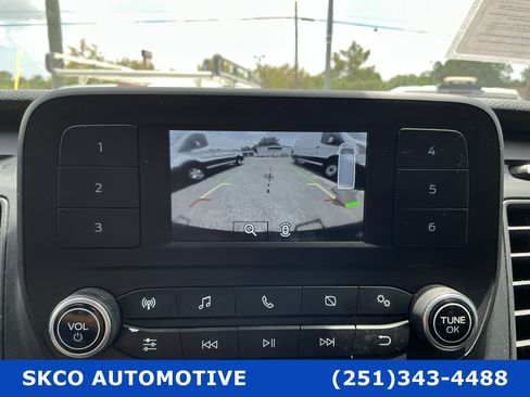 Used 2020 Ford Transit 250 Low Roof RWD image 17
