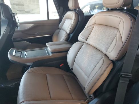 New 2025 Lincoln Navigator Black Label image 29