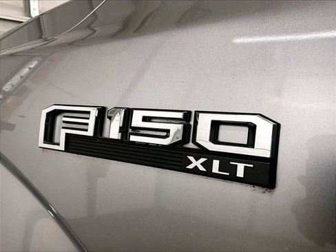 Used 2020 Ford F150 XLT w/ Equipment Group 302A Luxury AWD/4WD image 13