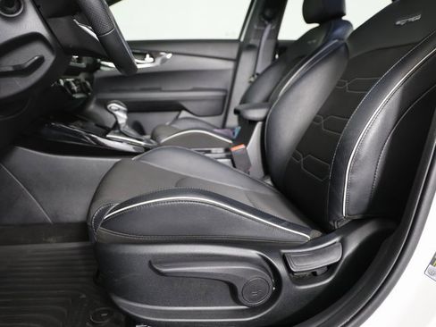 Certified 2024 Kia Forte GT-Line w/ GT-Line Premium Package image 11