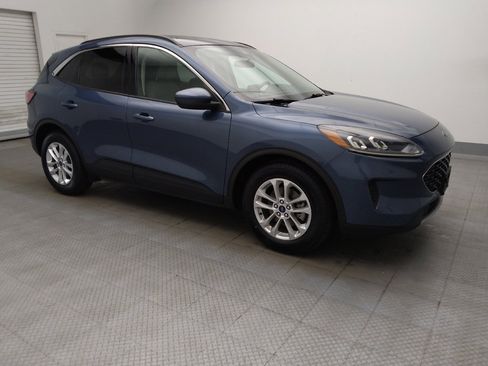 Used 2020 Ford Escape SE FWD image 11