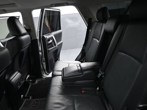 Used 2022 Toyota 4Runner Limited image 15