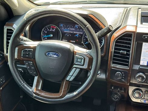 Used 2020 Ford F350 Lariat w/ Lariat Ultimate Package AWD/4WD image 15