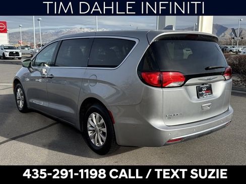 Used 2019 Chrysler Pacifica Touring Plus w/ Advanced Safetytec Group image 6