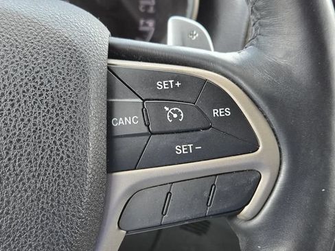 Used 2014 Jeep Grand Cherokee Limited RWD image 21