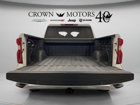Used 2022 Chevrolet Silverado 1500 LT AWD/4WD image 26