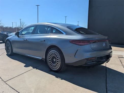 Used 2023 Mercedes-Benz EQS 580 4MATIC Sedan image 7