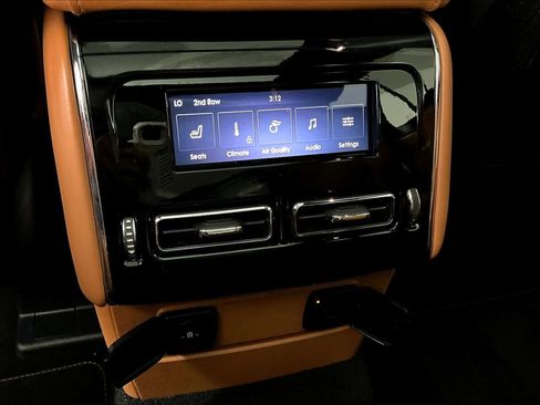 Used 2024 Lincoln Aviator Black Label w/ Jet Package image 30