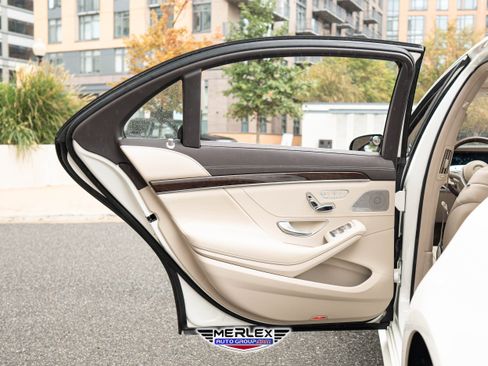 Used 2019 Mercedes-Benz S 560 Sedan image 47