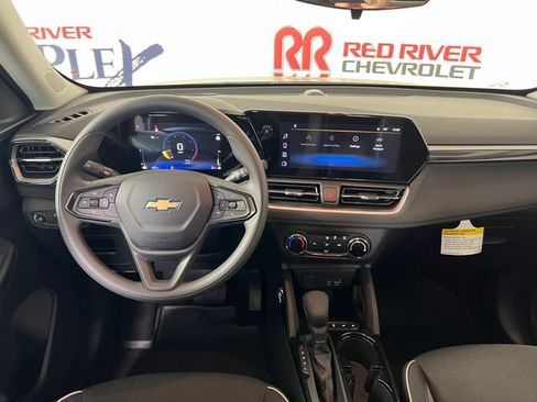 New 2026 Chevrolet TrailBlazer LS w/ LS Convenience Package FWD image 12