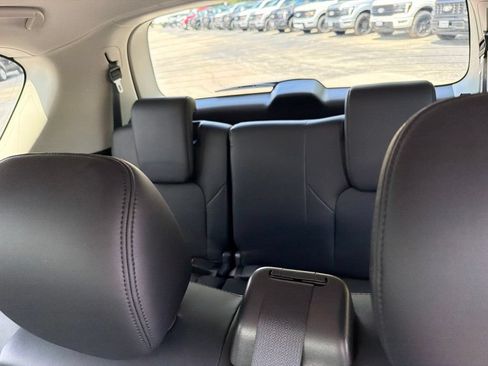 Used 2024 Nissan Armada SV w/ Cargo Package AWD/4WD image 13