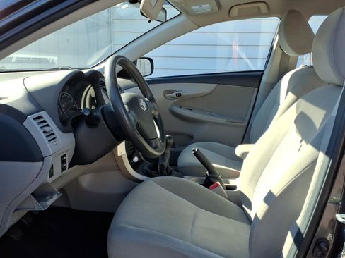 Used 2012 Toyota Corolla L image 8