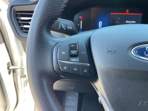 Used 2023 Ford Escape ST-Line w/ Equipment Group 301A FWD image 16