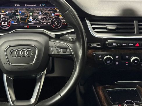 Used 2017 Audi Q7 3.0T Premium Plus AWD/4WD image 28