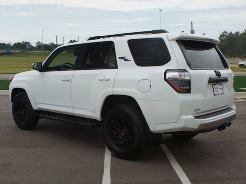 Used 2022 Toyota 4Runner TRD Off-Road Premium image 16