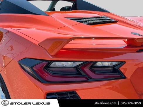 Used 2021 Chevrolet Corvette Stingray Premium Conv w/ Z51 Performance Package RWD image 13