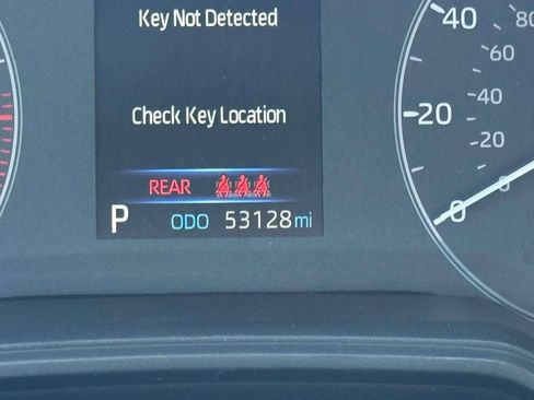 Used 2023 Toyota Corolla SE FWD image 28