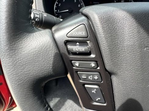 Used 2022 Nissan Frontier SV w/ Technology Package AWD/4WD image 22