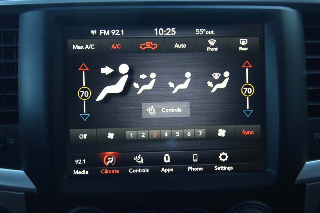 Used 2018 RAM 1500 Big Horn AWD/4WD image 26
