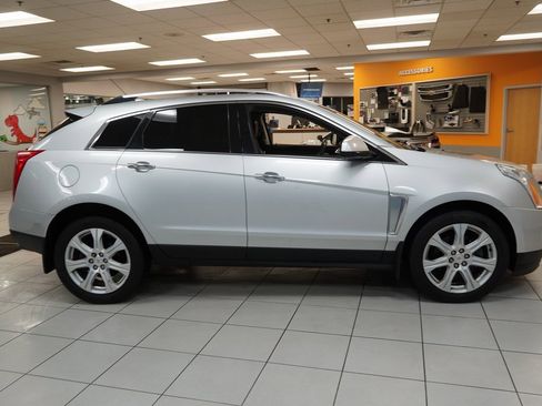 Used 2016 Cadillac SRX Performance w/ Driver Assist Package image 13