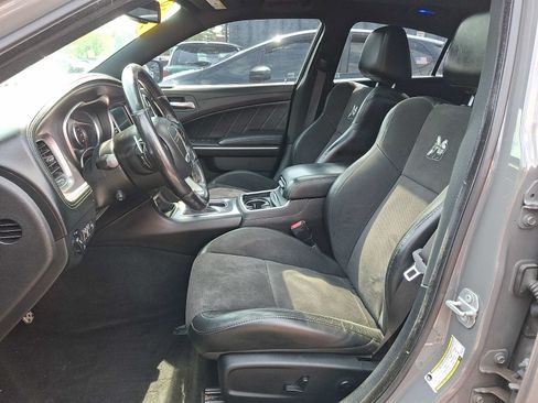 Used 2019 Dodge Charger Scat Pack w/ Plus Group RWD image 11