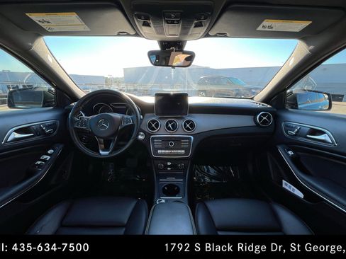 Used 2018 Mercedes-Benz GLA 250 w/ Premium Package image 9