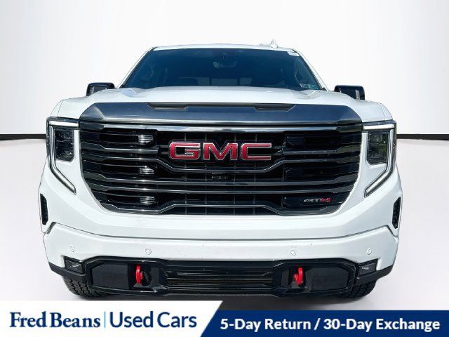 Used 2024 GMC Sierra 1500 AT4 w/ Technology Package AWD/4WD image 2