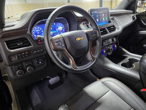 Used 2023 Chevrolet Tahoe High Country w/ Premium Package AWD/4WD image 18