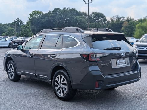 Used 2022 Subaru Outback Premium AWD/4WD image 7
