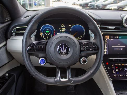 Used 2024 Maserati Grecale GT AWD/4WD image 14