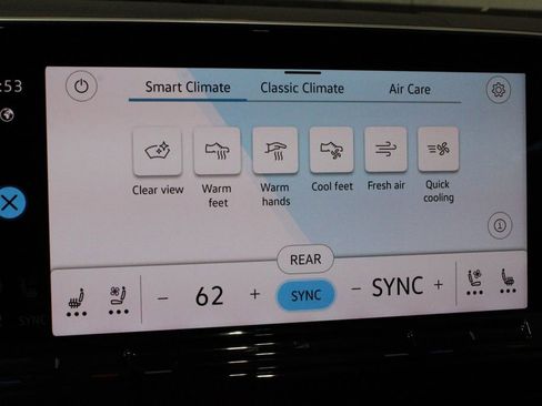 Used 2024 Volkswagen Atlas SE image 39