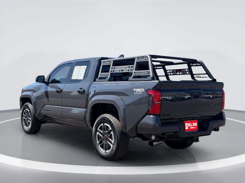 Used 2026 Toyota Tacoma TRD Sport AWD/4WD image 4
