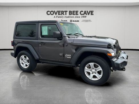 Used 2019 Jeep Wrangler Sport S image 12