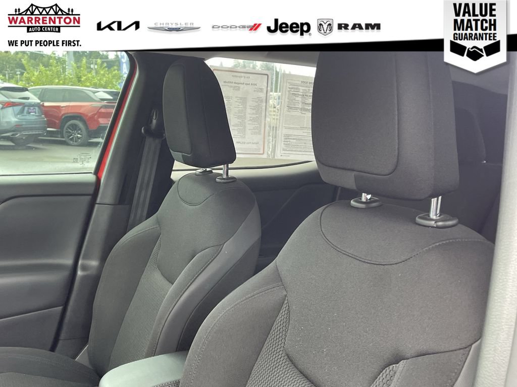 Used 2018 Jeep Renegade Altitude AWD/4WD image 20