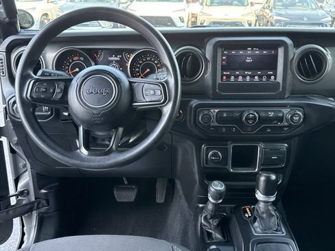 Used 2023 Jeep Wrangler Unlimited Sport AWD/4WD image 7