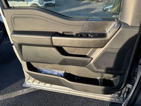 Used 2022 Ford F150 XLT w/ Equipment Group 302A High image 26