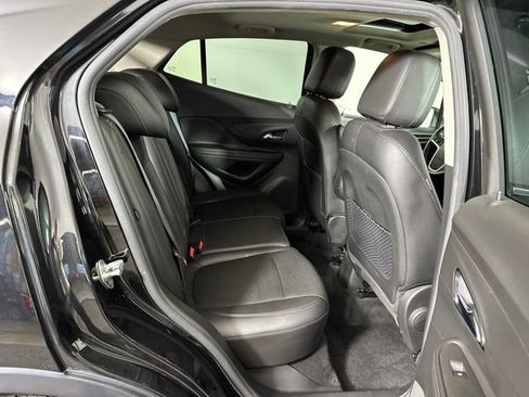 Used 2019 Buick Encore Sport Touring image 27