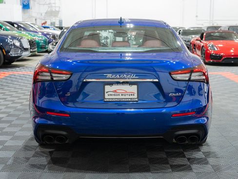 Used 2021 Maserati Ghibli S GranSport RWD image 5