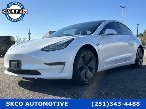 Used 2020 Tesla Model 3 Long Range image 1