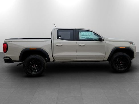 New 2026 GMC Canyon Elevation w/ Convenience Package image 5