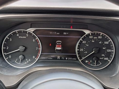 Used 2024 Nissan Rogue S AWD/4WD image 26