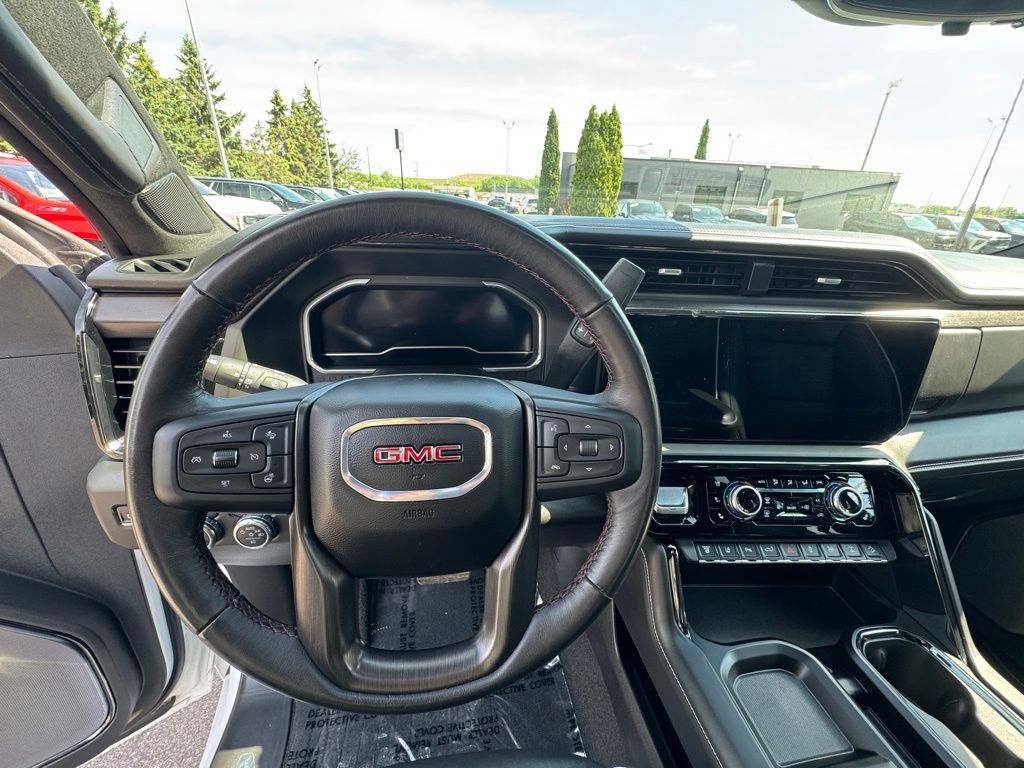 Used 2025 GMC Sierra 2500 AT4X w/ AT4X AEV Edition AWD/4WD image 26