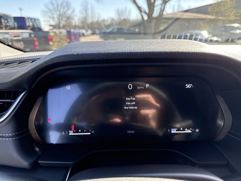 New 2025 Jeep Grand Cherokee Altitude image 27