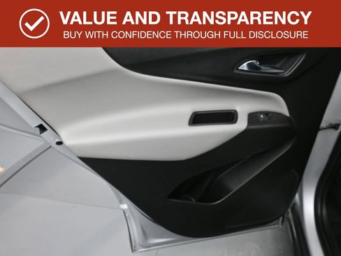 Used 2020 Chevrolet Equinox LT image 25
