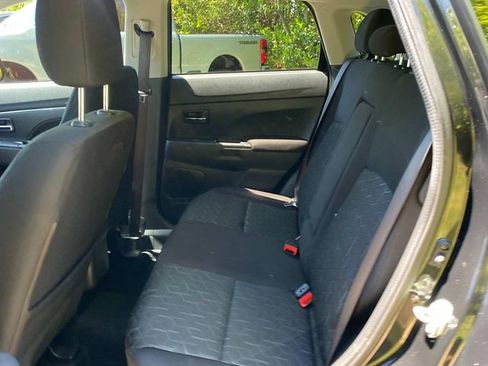 Used 2022 Mitsubishi Outlander Sport LE FWD image 9