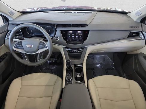 Certified 2024 Cadillac XT5 Premium Luxury w/ LPO, Floor Liner Package image 9
